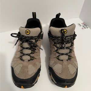 Merrell Men’s Hiking Shoes Size 8 J48521 Walnut